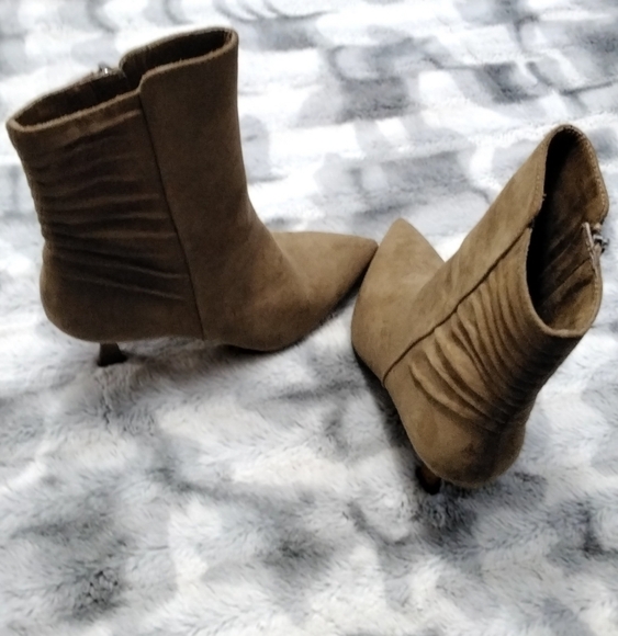 NWOT Zac Zac Posen Dusty Brown Nathan Fashion Boot    Size 6.5 - Picture 4 of 7